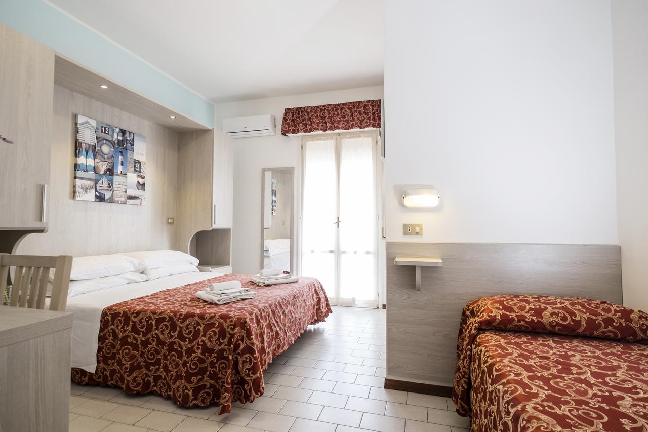 Hotel Belmar Rivazzurra Di Rimini Екстериор снимка